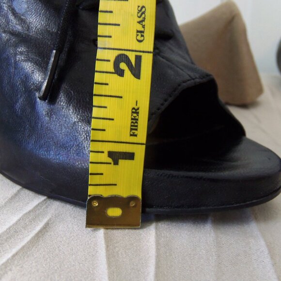 Sam Edelman Wakefield Black Leather Peep Toe Wedge Booties sz 9.5 - Picture 14 of 16